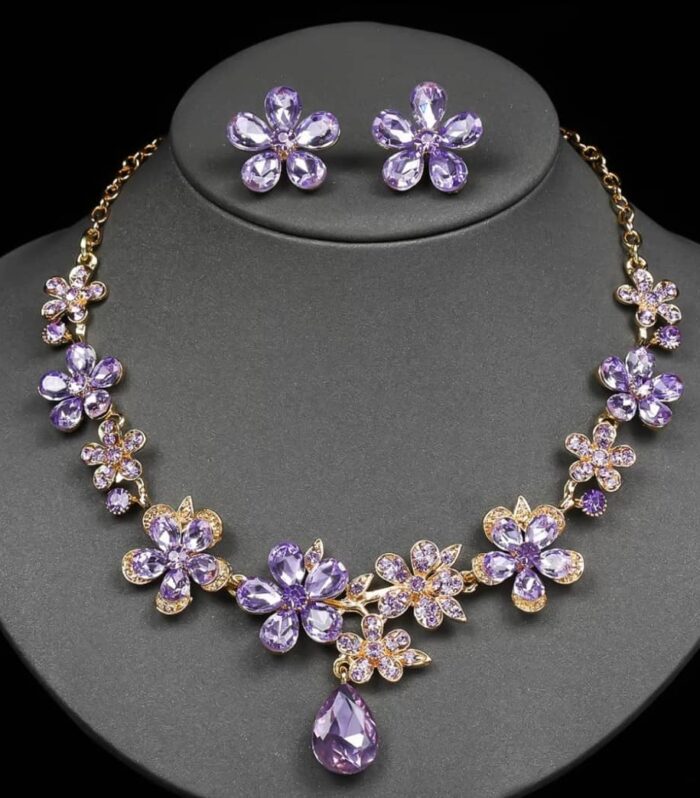 Erelu Amaka Violet Blossom Set