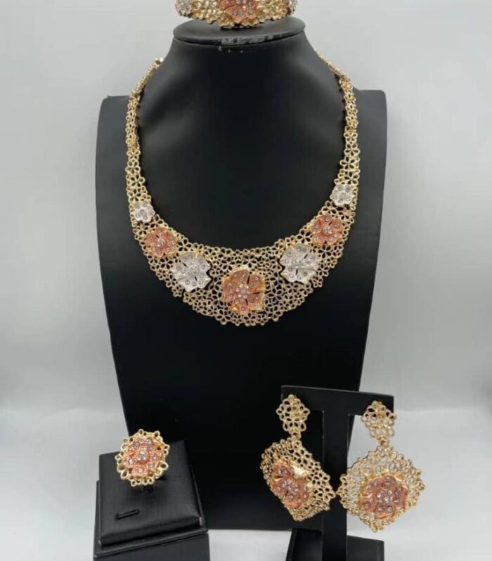 Adunni Royal Blossom Set