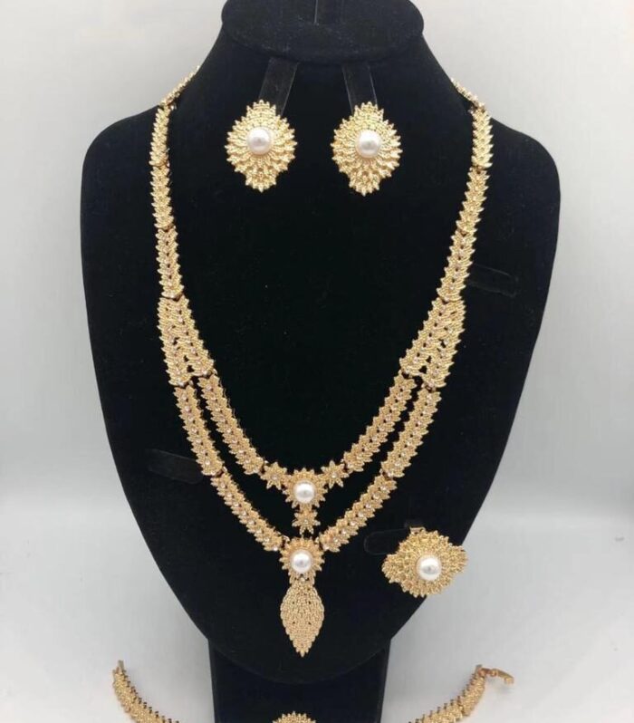 Aso-ebi Elegance Pearl Set