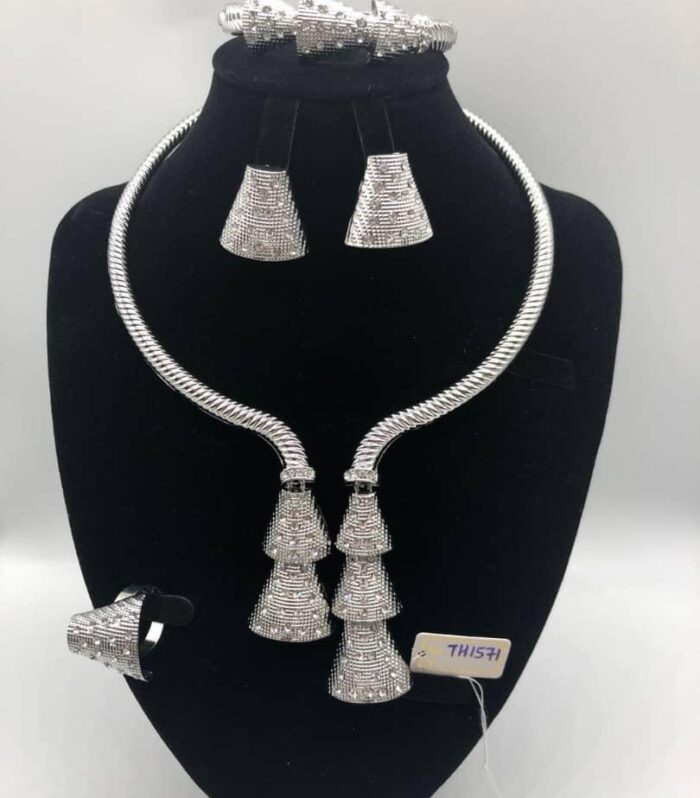 Oba Elegance Silver Set