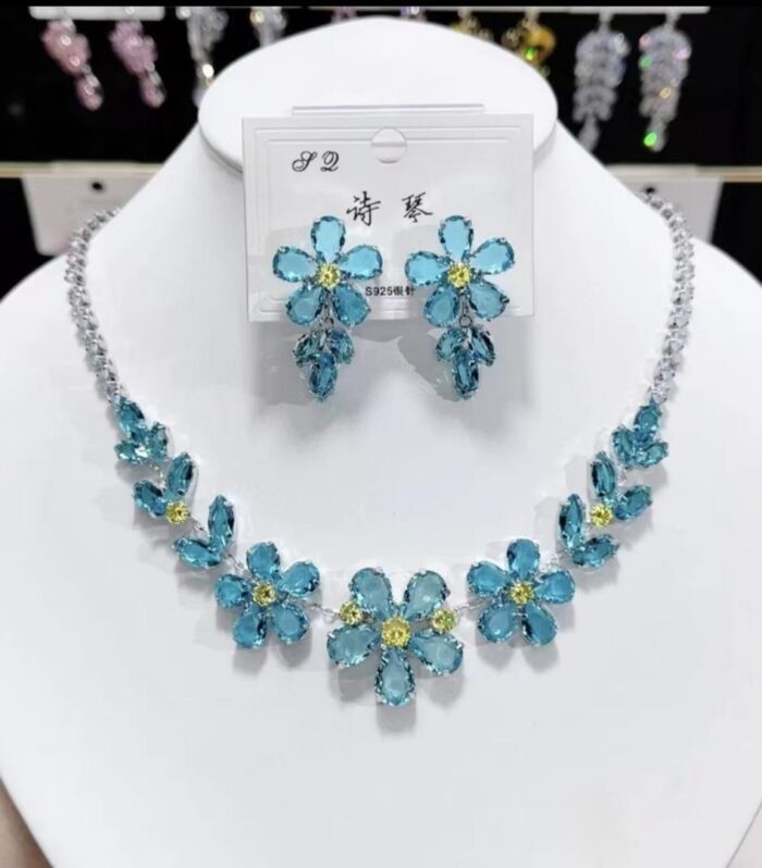Blue Blossom Sparkle Set