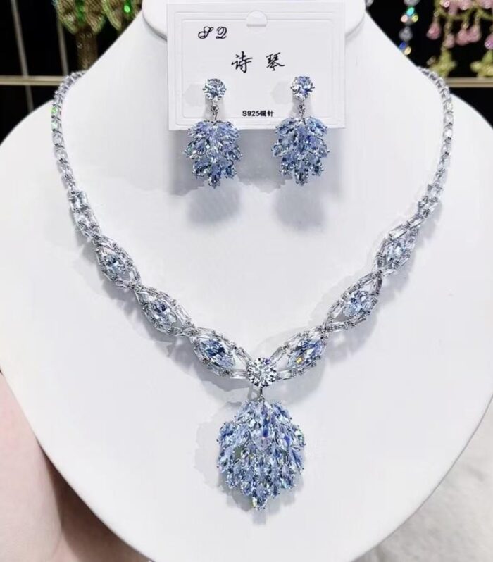 Sparkling Cascade Set